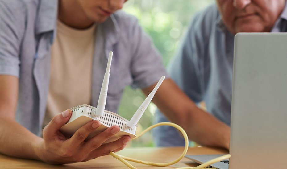 Instalación de servicios de telecomunicaciones en un domicilio.