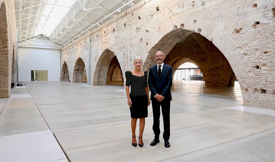 La consejera de Cultura, Patricia del Pozo, y el subdirector general de la Fundación