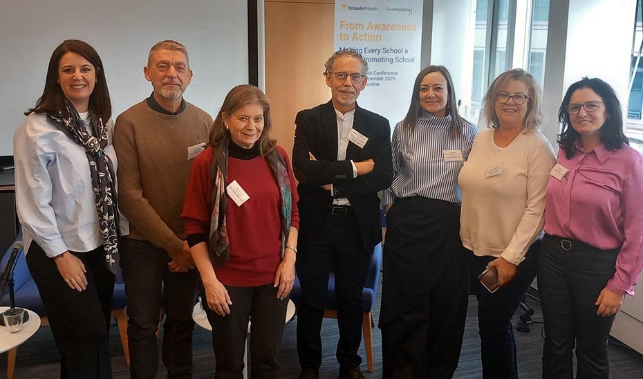 Foto de familia de la iniciativa u0027Momentos Disfrutau0027, que forma parte del proyecto europeo Schools4Health, financiado por el Programa EU4Health.